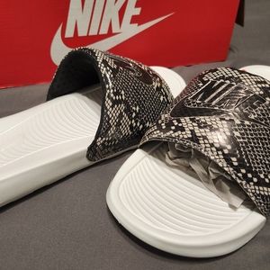 Womens Nike Victori One Slide Print Sandals